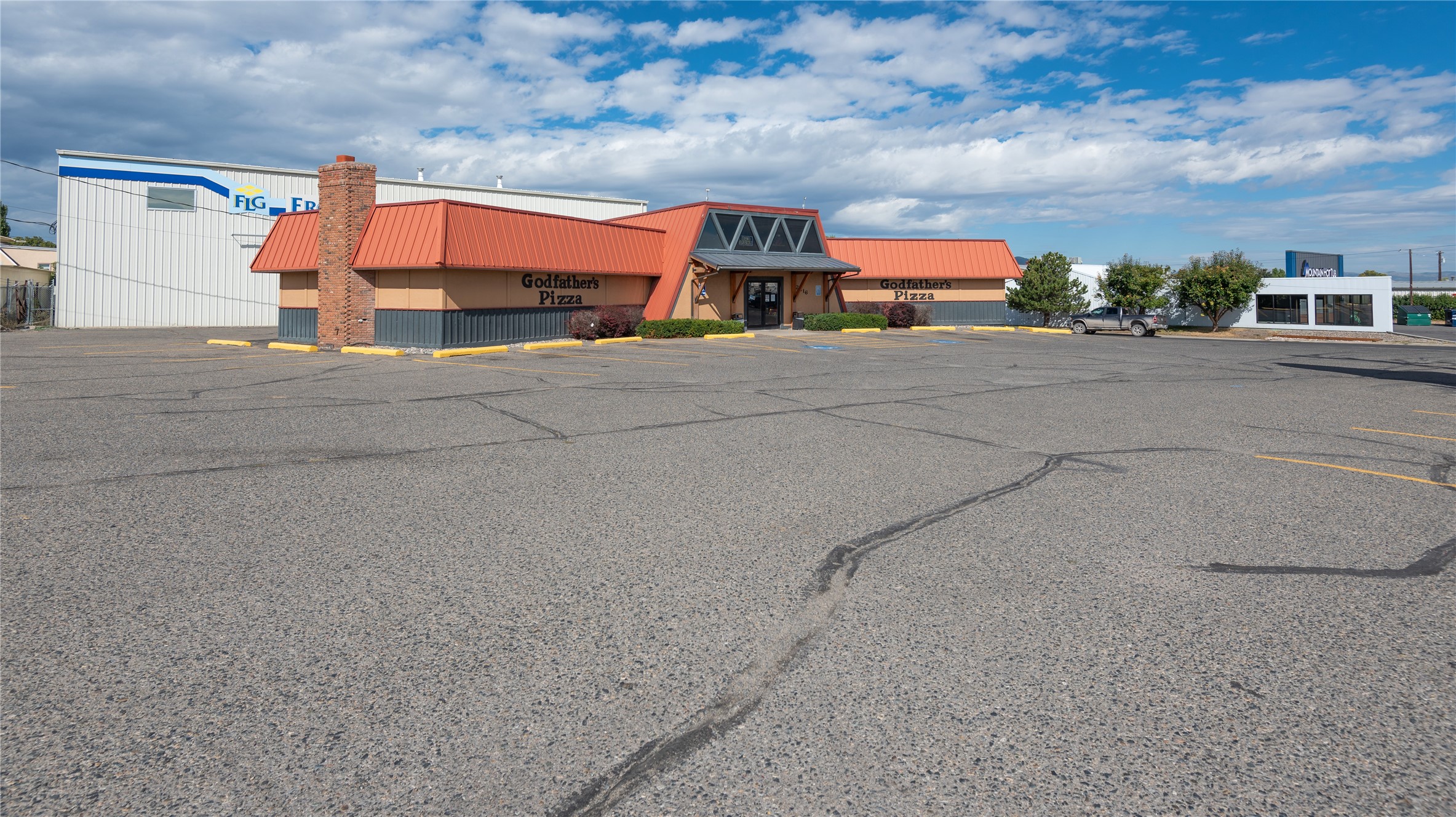 2216 N Montana Avenue Property Photo 8