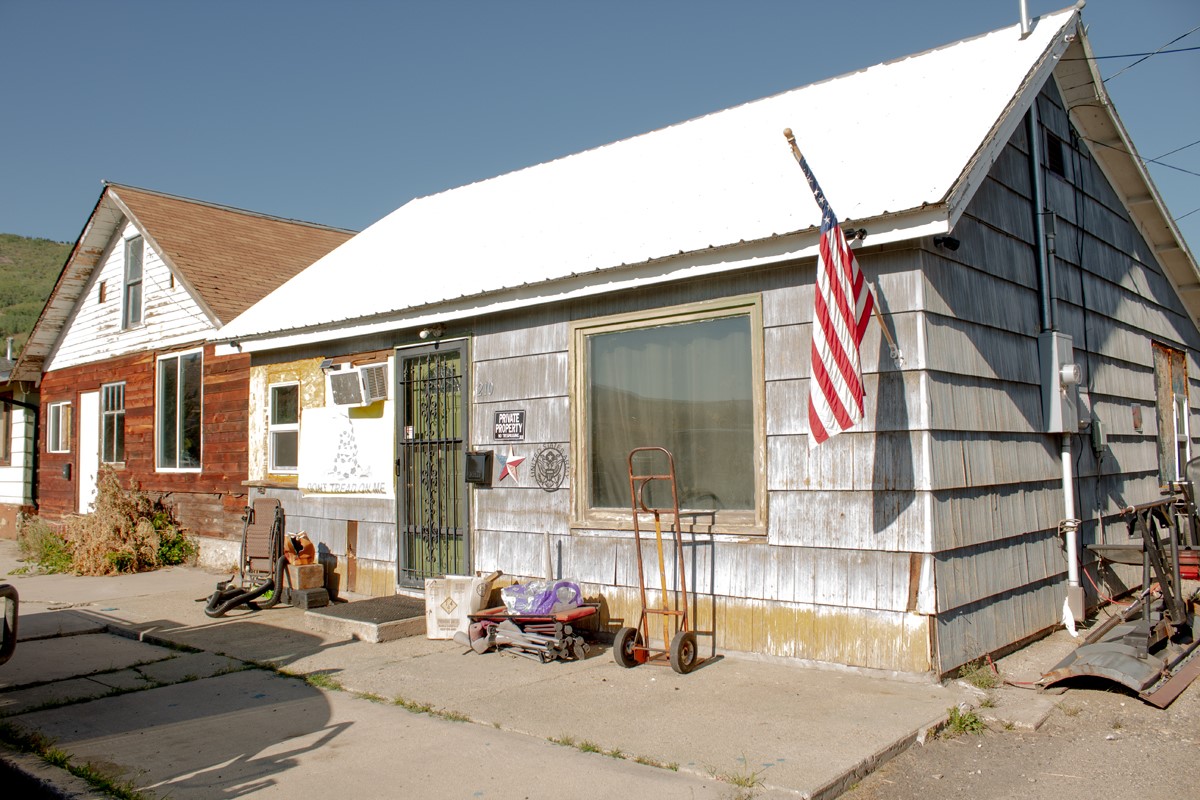 210 Monroe Street Property Photo 1
