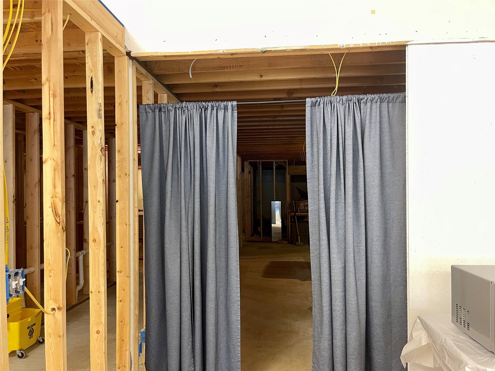 110 E Main Street Property Photo 18