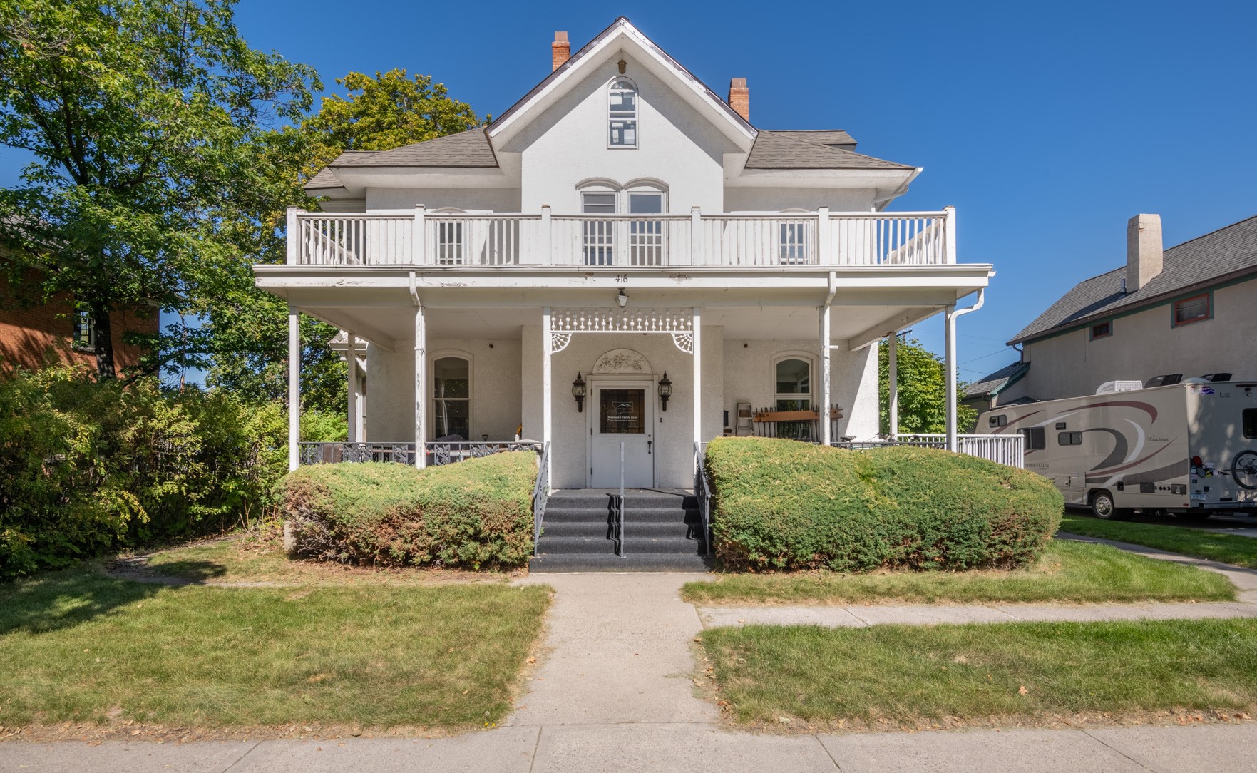 416 E Pine Street Property Photo