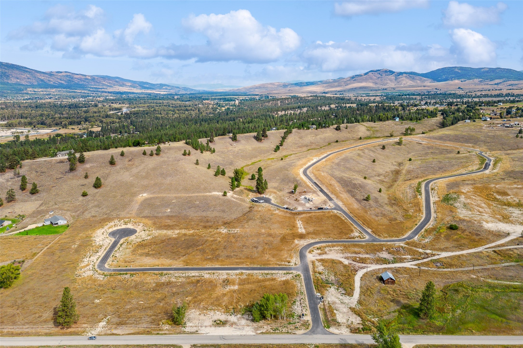 235 Miles Gulch Road Property Photo 1