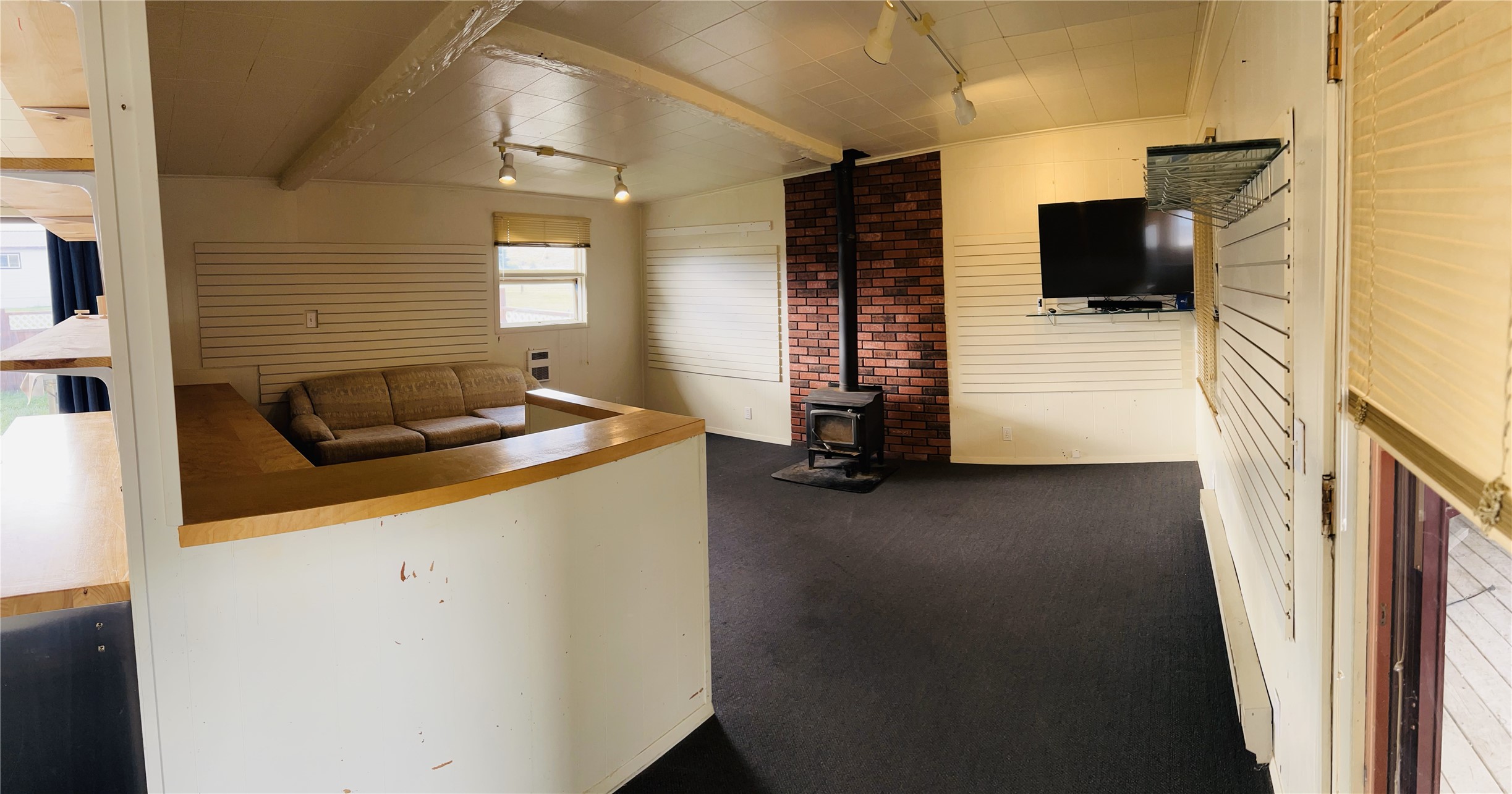 43637 A Street Property Photo 12