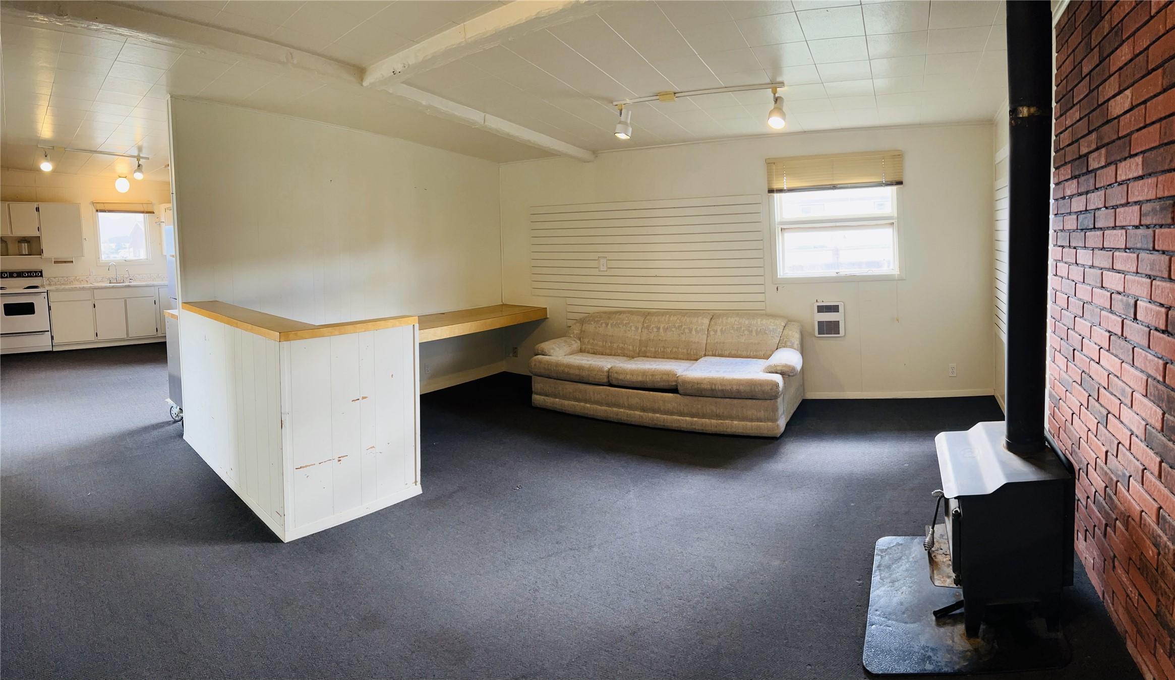 43637 A Street Property Photo 13