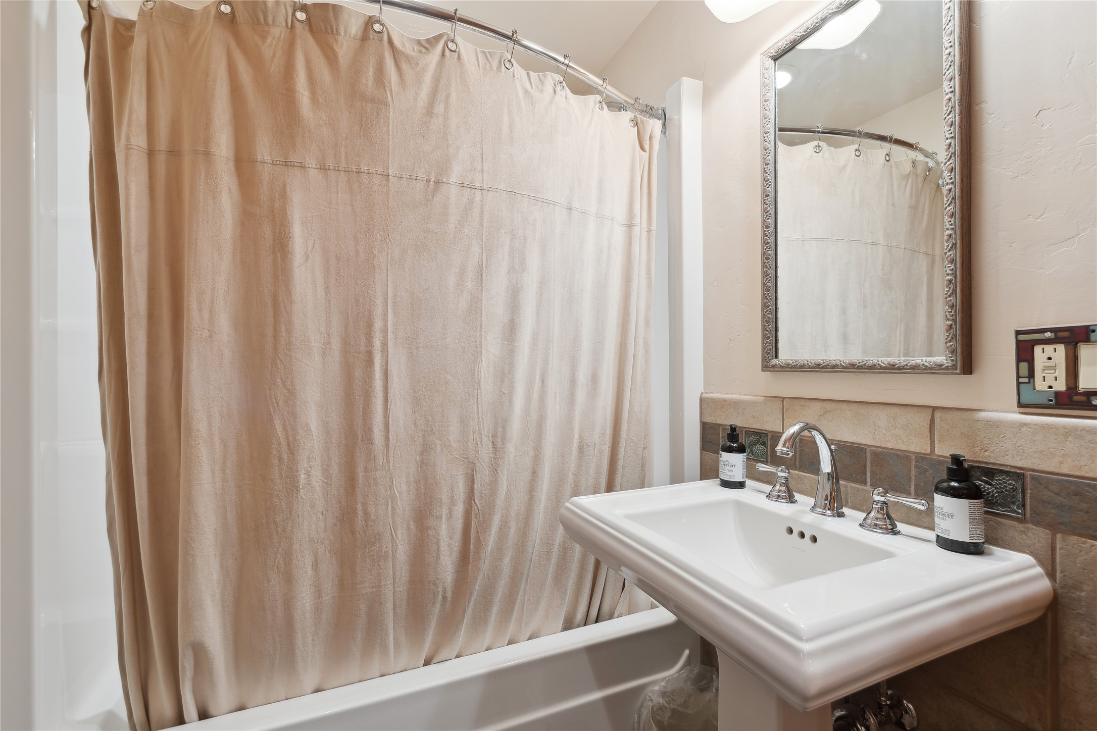 3804 Big Sky Street Property Photo 55
