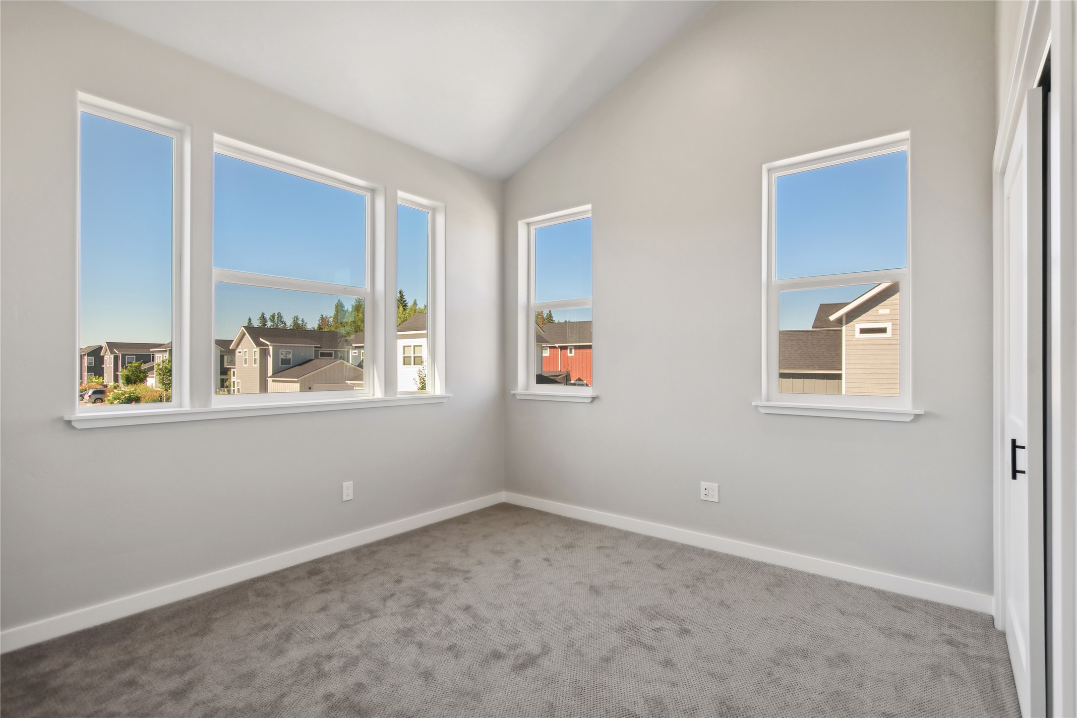 409 Trailview Way Property Photo 21