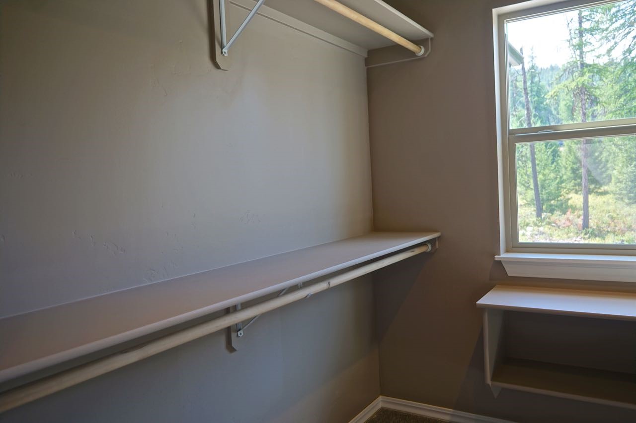 202 Angus Drive Property Photo 36