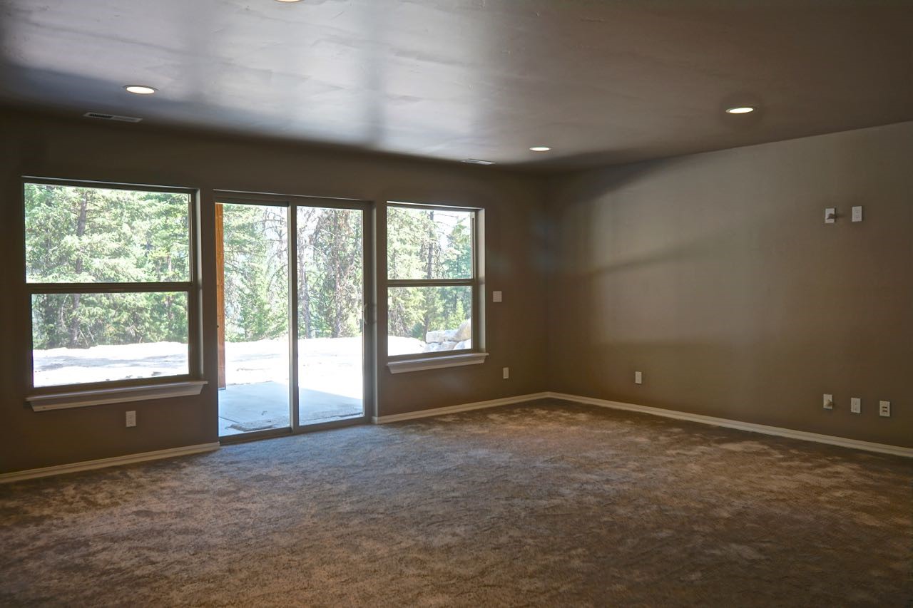 202 Angus Drive Property Photo 42