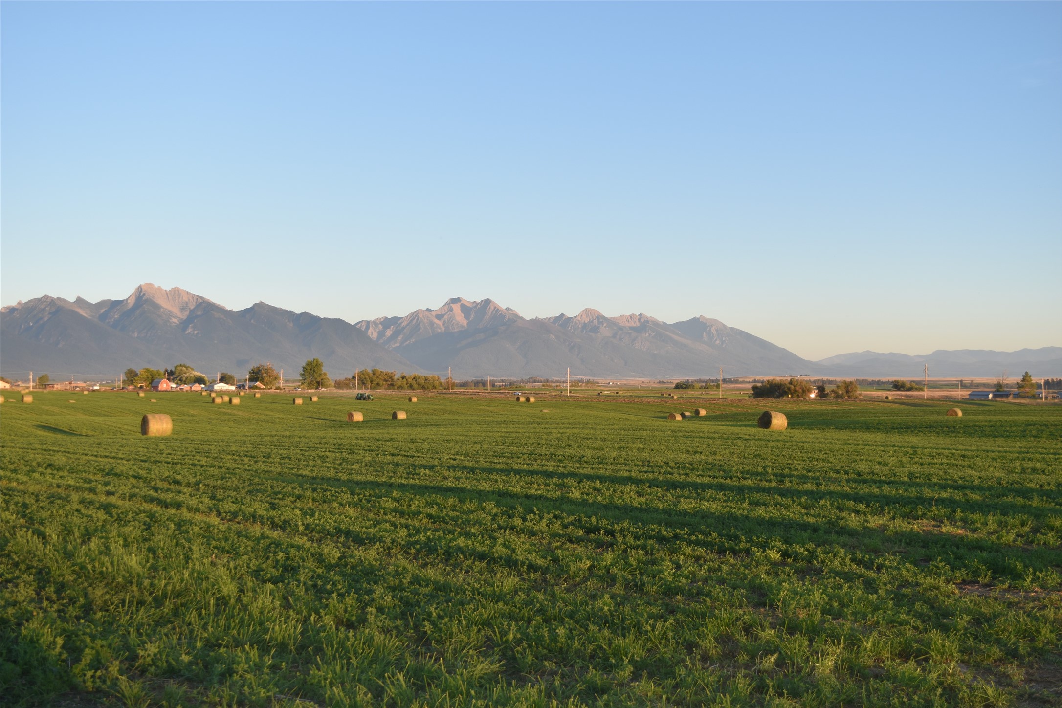 Nhn Round Butte Road Property Photo 4