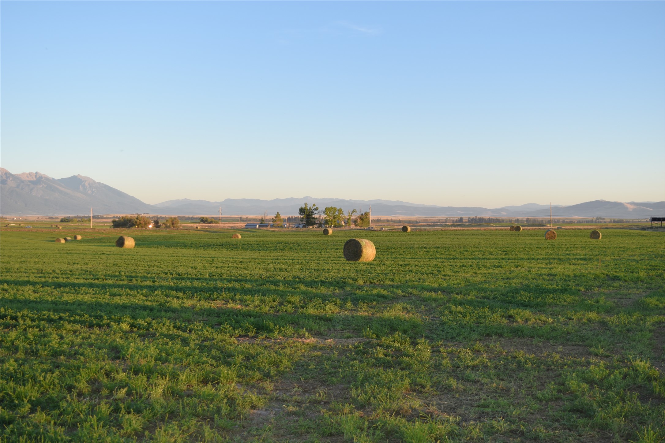 Nhn Round Butte Road Property Photo 5
