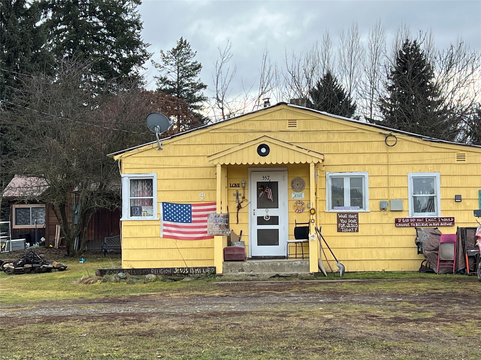557 Riverside Avenue Property Photo 1
