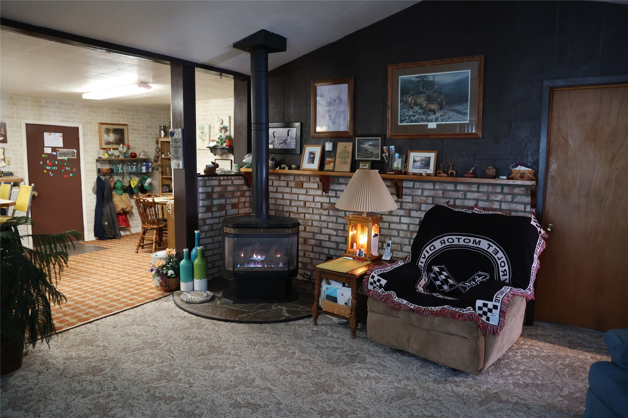504 Swanson Road Property Photo 5