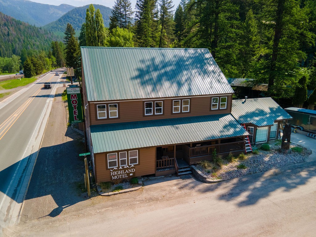 12555 Us Highway 2 E Property Photo 10