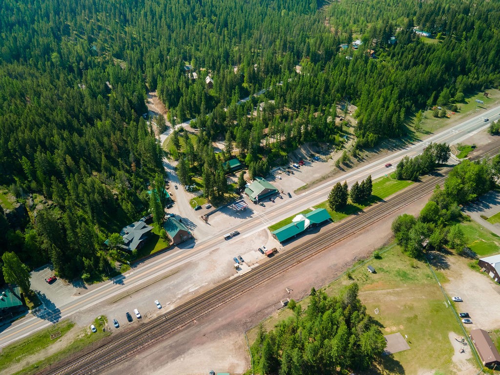 12555 Us Highway 2 E Property Photo 21