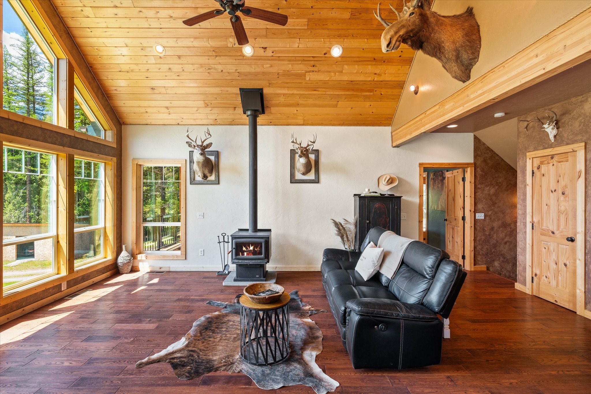 11011 Pinkham Creek Road Property Photo 6
