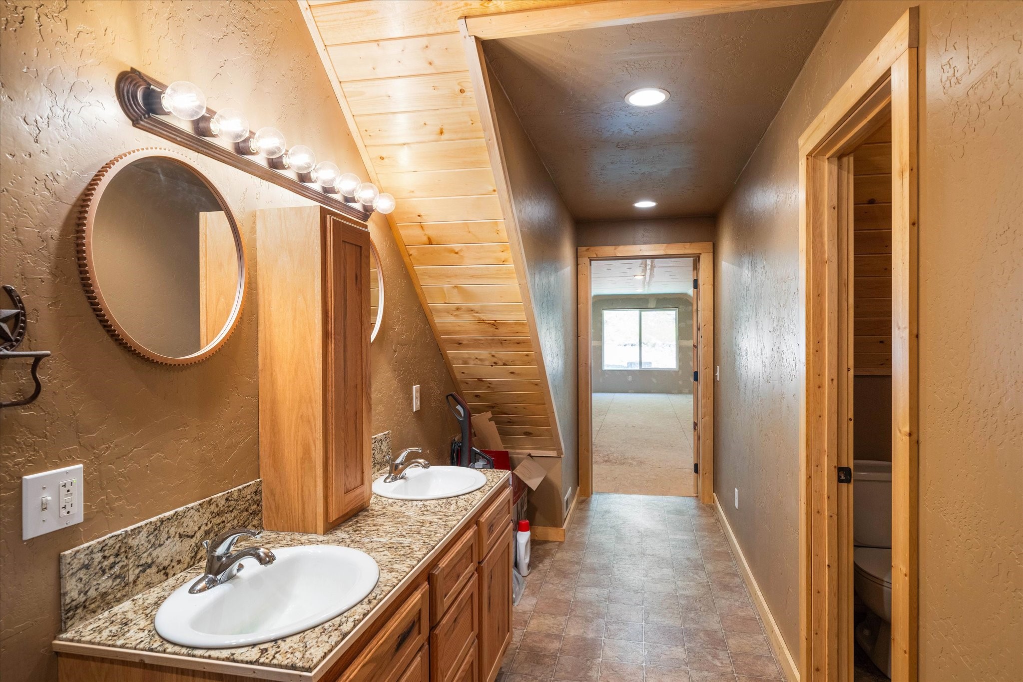 11011 Pinkham Creek Road Property Photo 32