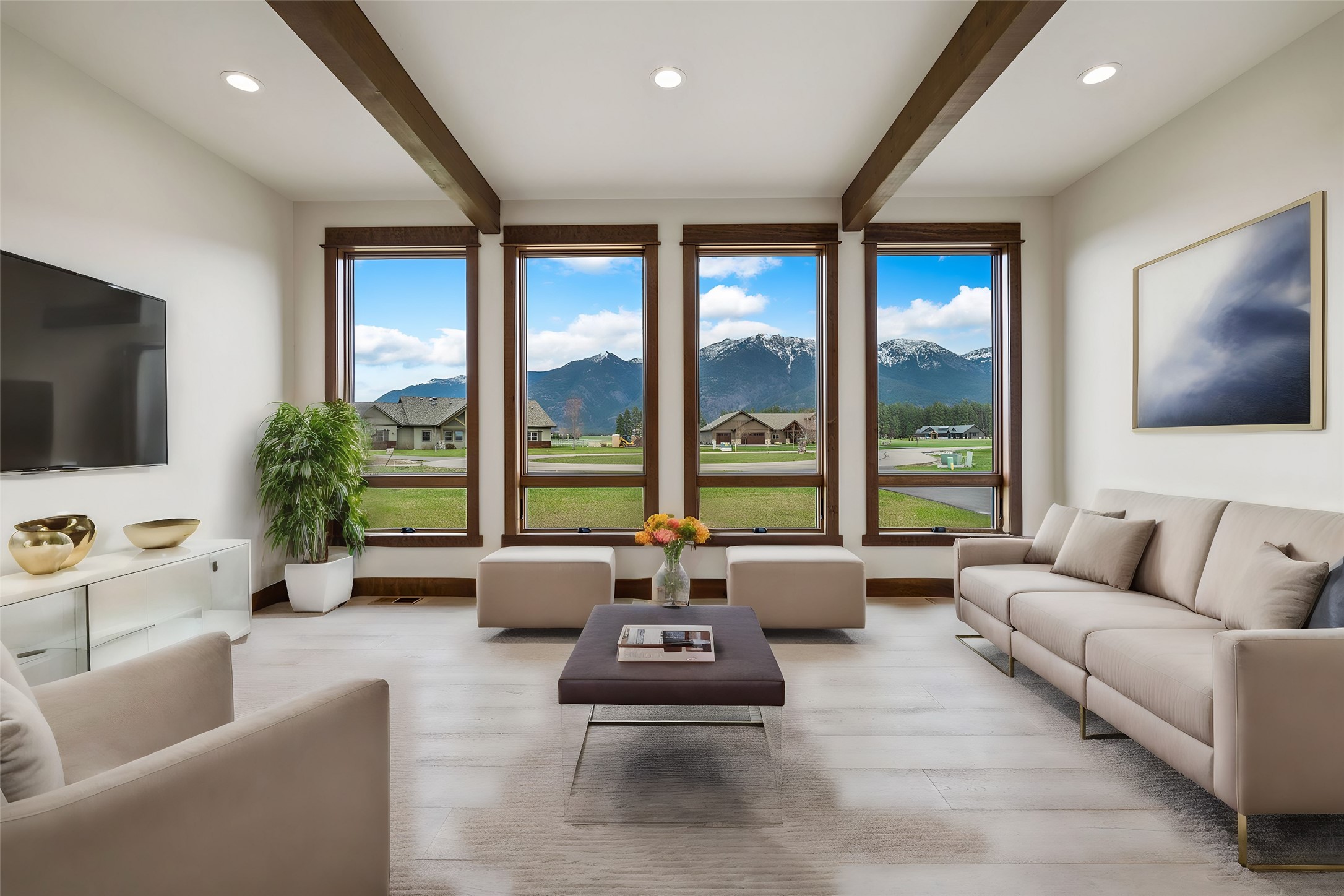 24 Towering Pine Court Property Photo 5