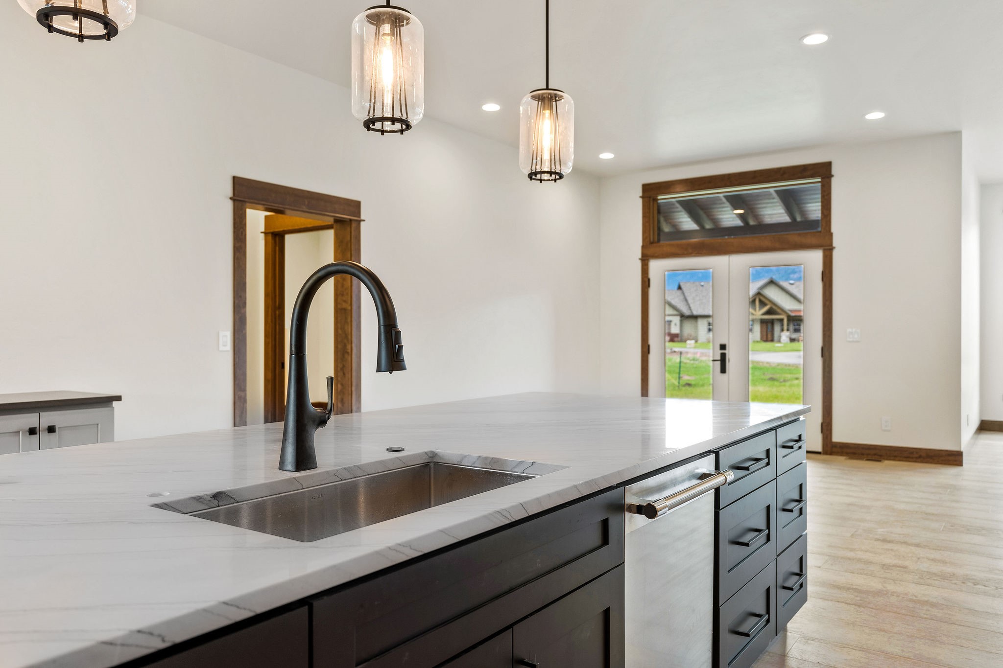 24 Towering Pine Court Property Photo 12