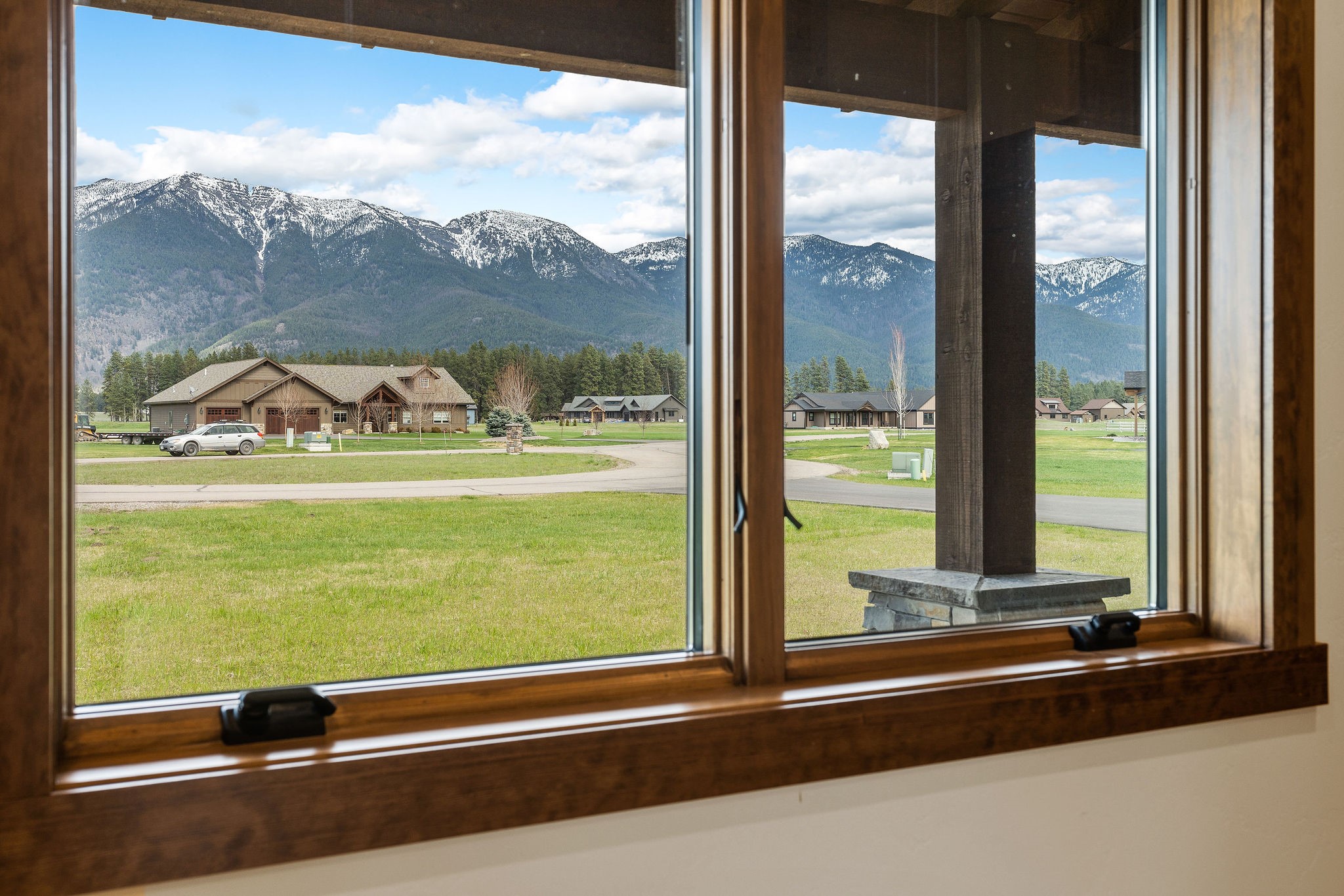 24 Towering Pine Court Property Photo 19