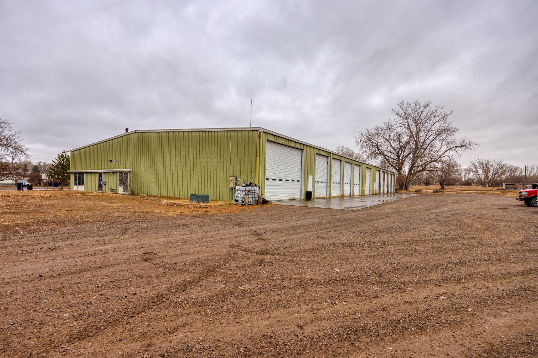 2625 Upper River Road Property Photo 1