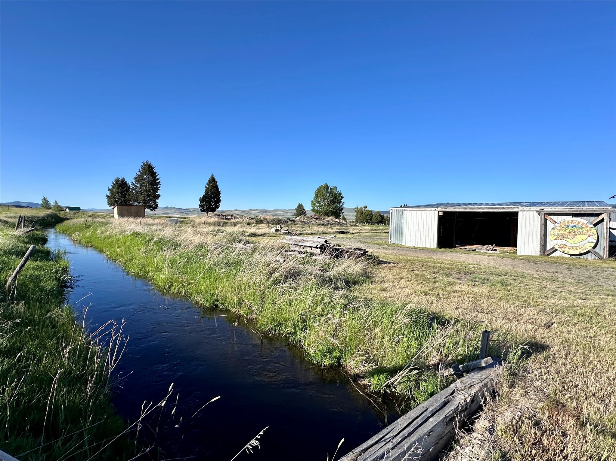 829 Airport Road Property Photo