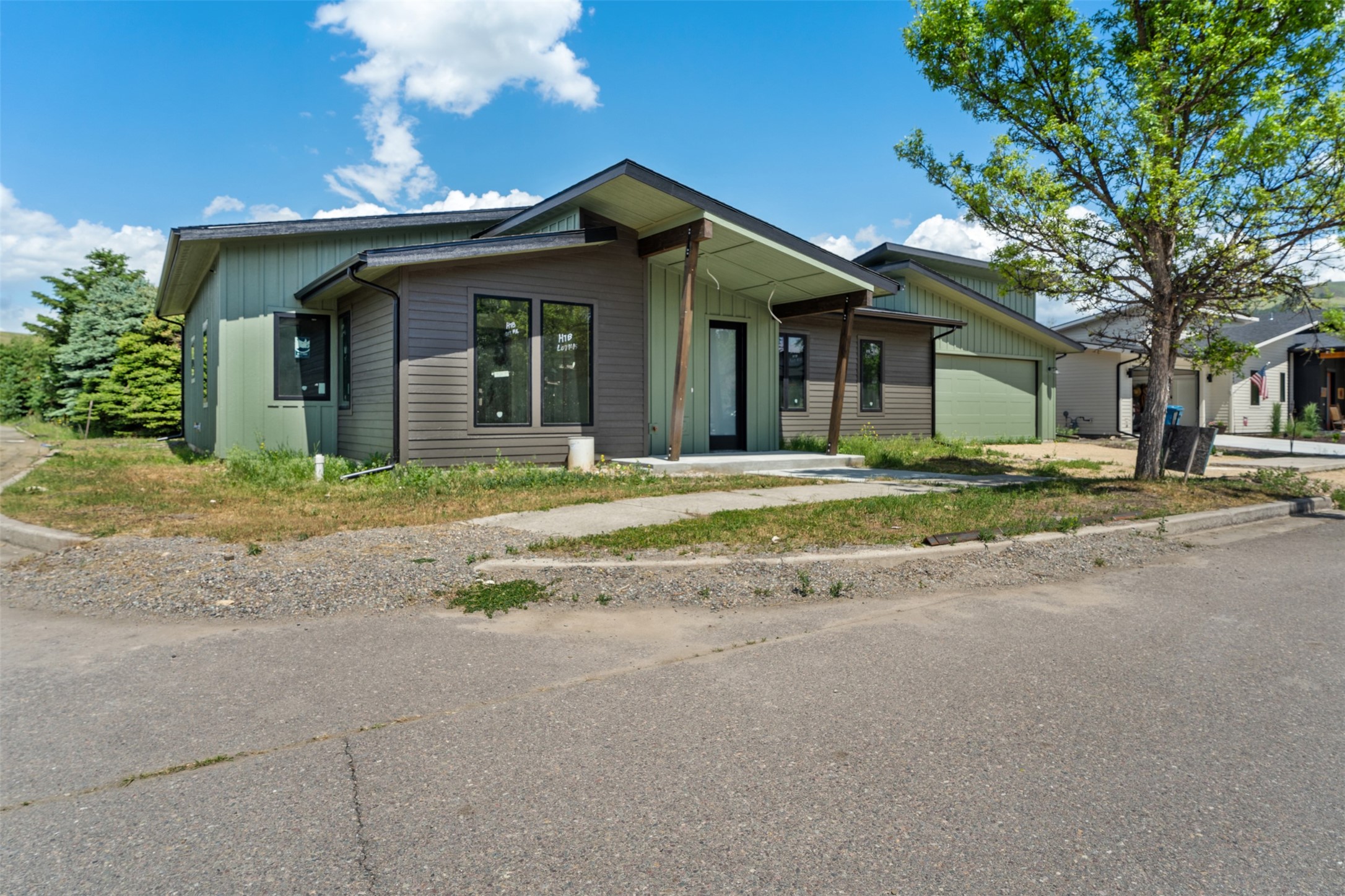 5612 Golf Drive Property Photo 3