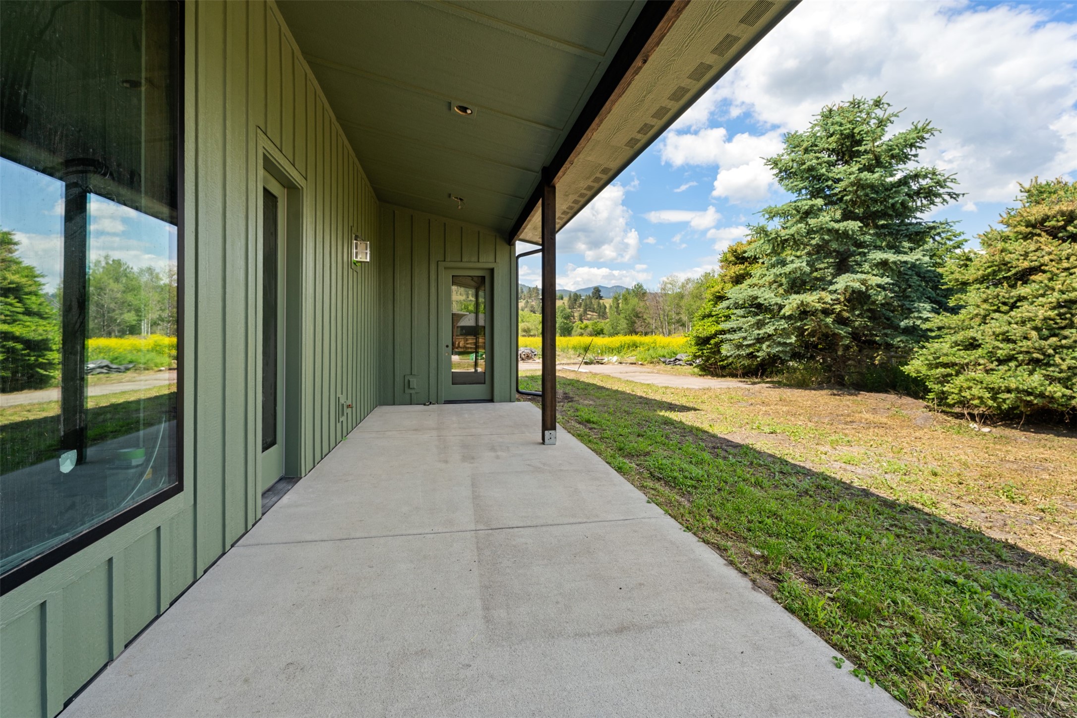 5612 Golf Drive Property Photo 4