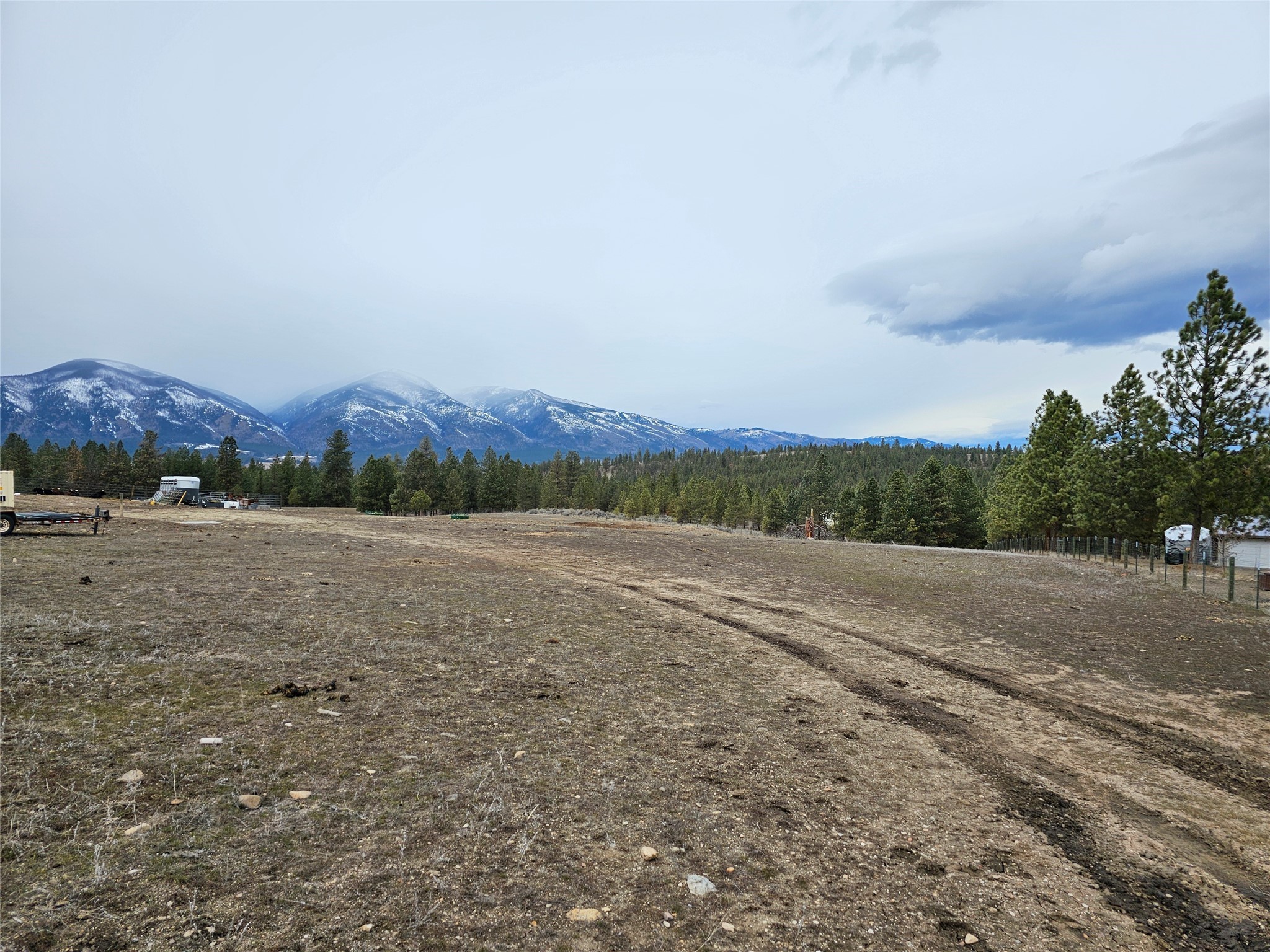 Nhn El Capitan Loop Property Photo 2