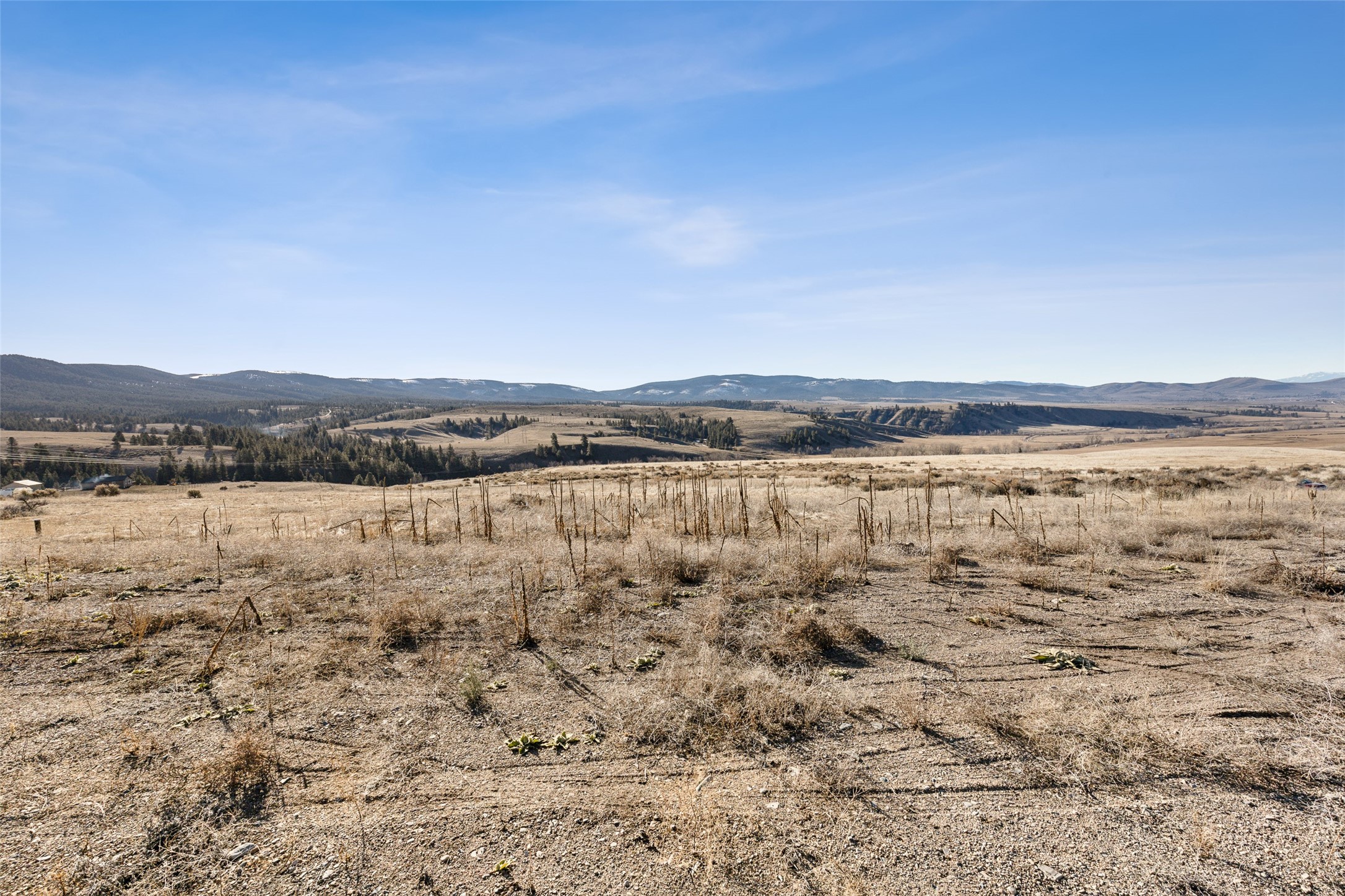 830 Three Mile Drive S Property Photo 5