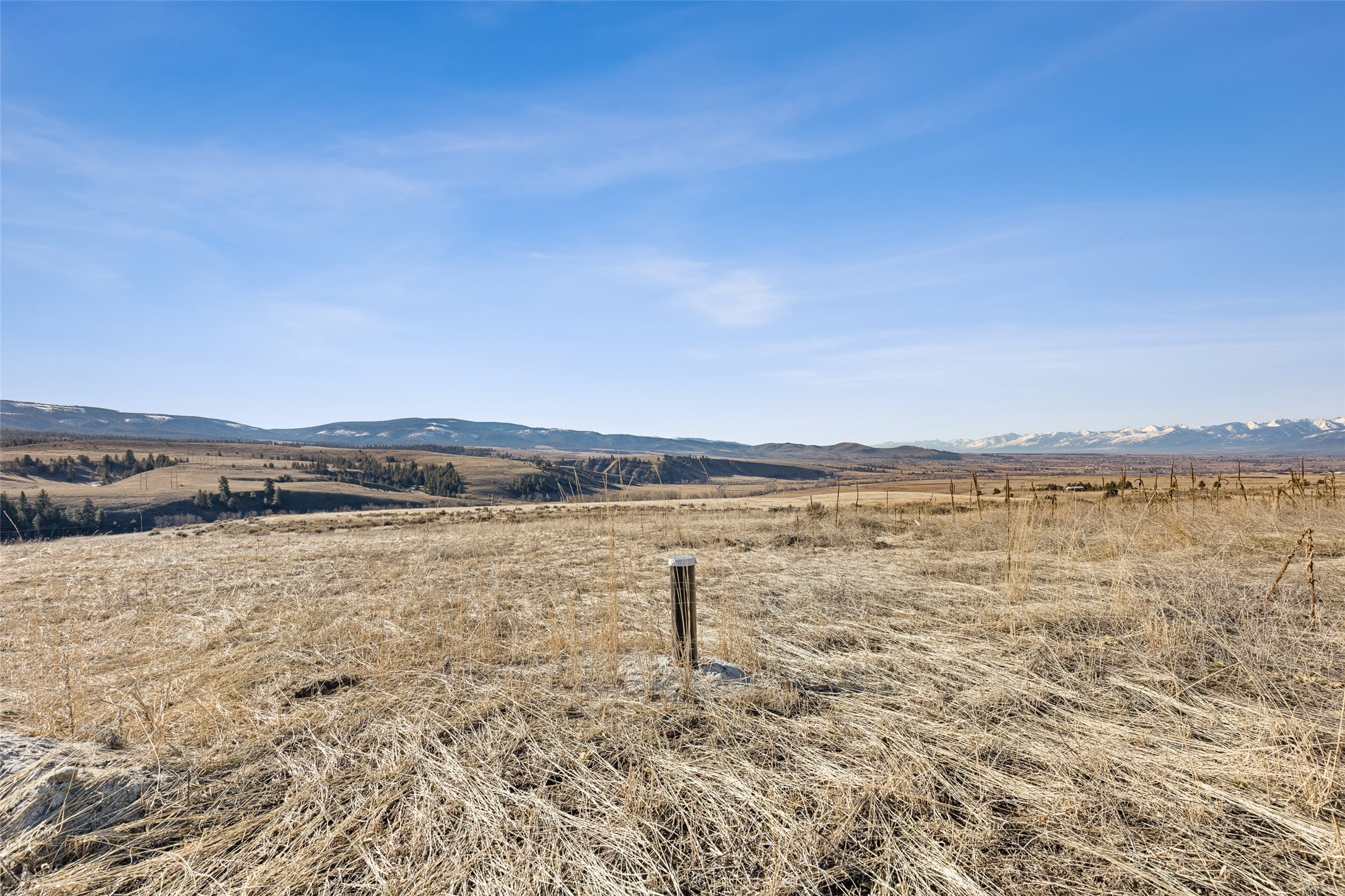 830 Three Mile Drive S Property Photo 7