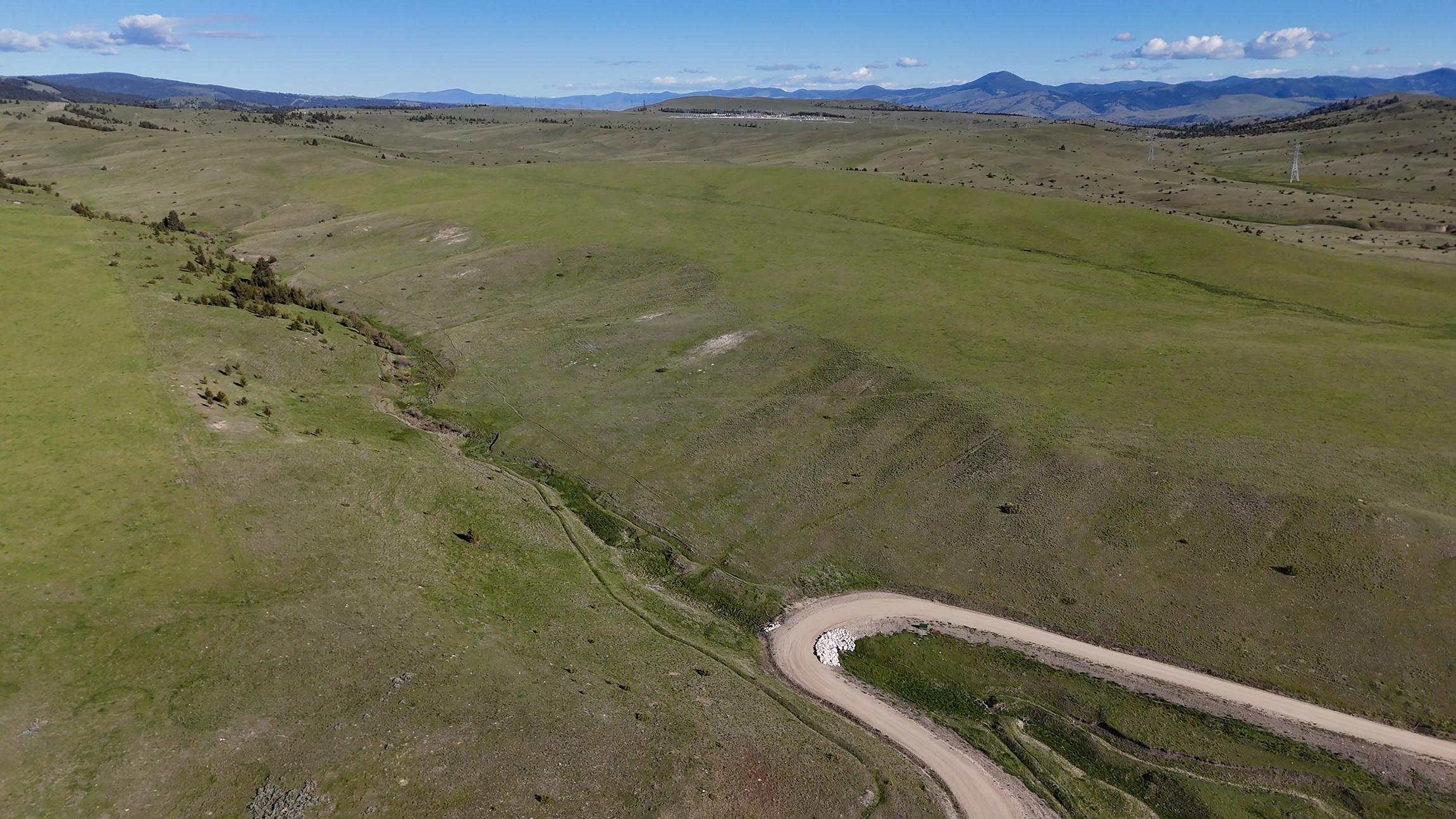 Nhn Willow Creek Road Property Photo 11