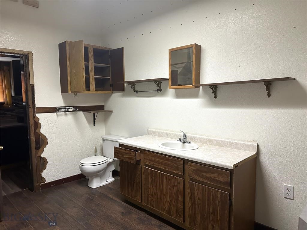 506 E Park Avenue Property Photo 7