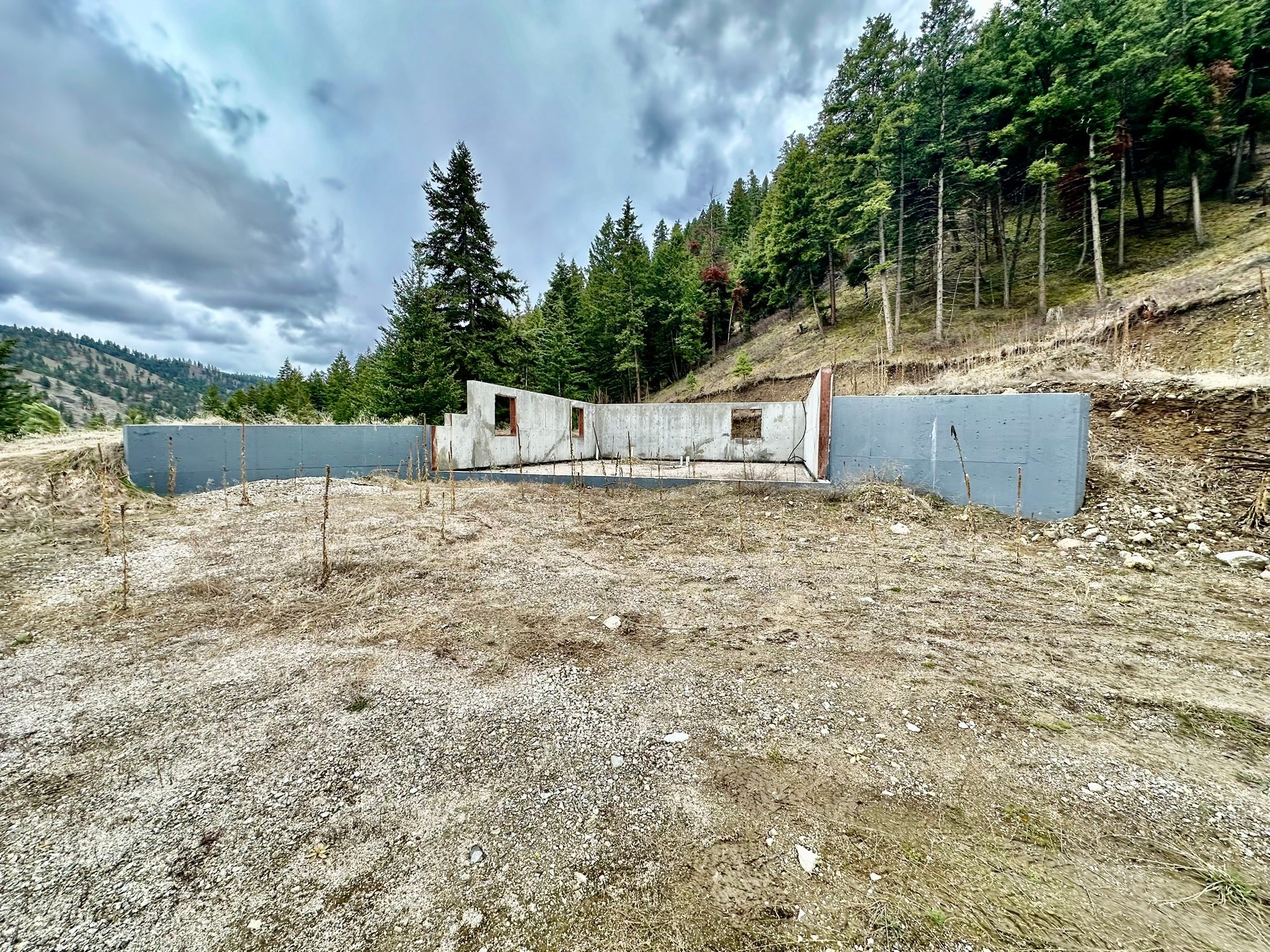 1977 Rocky Top Road Property Photo