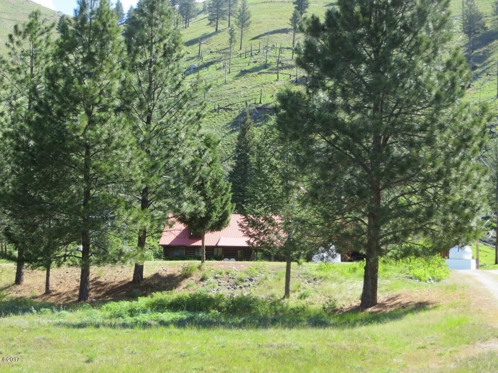 5900 Us Hwy 93 S Property Photo 6