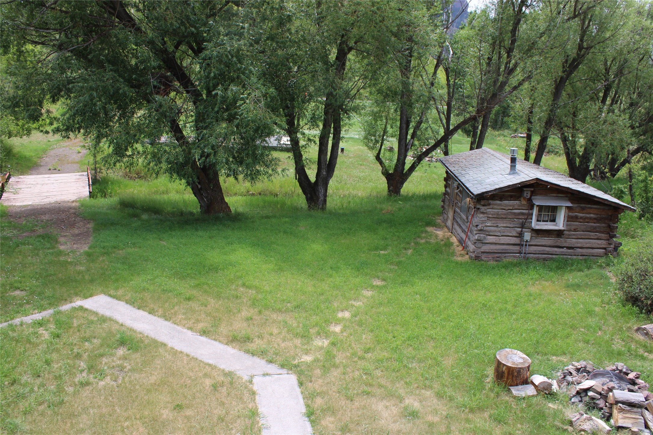 2973 Old US Highway 91 Property Photo 1