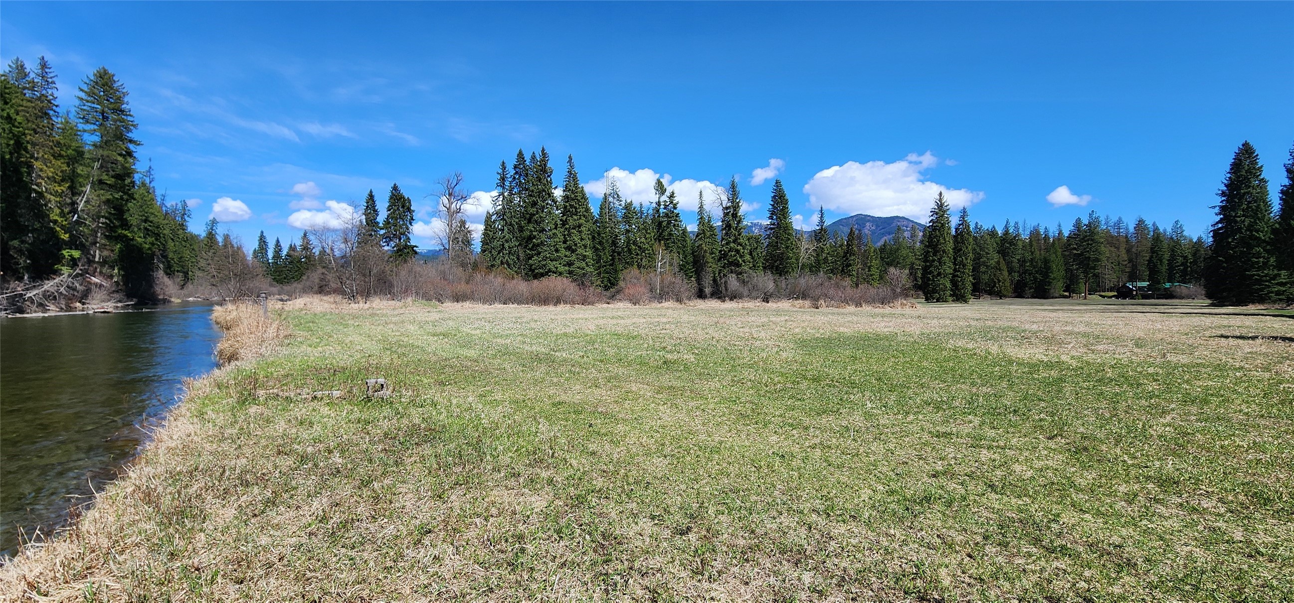 818 Lake Creek Road Property Photo 6