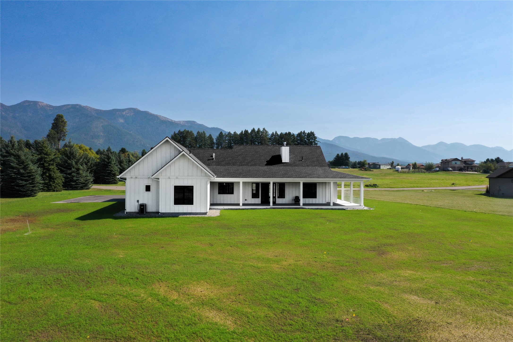 1052 Foxtail Drive Property Photo 2