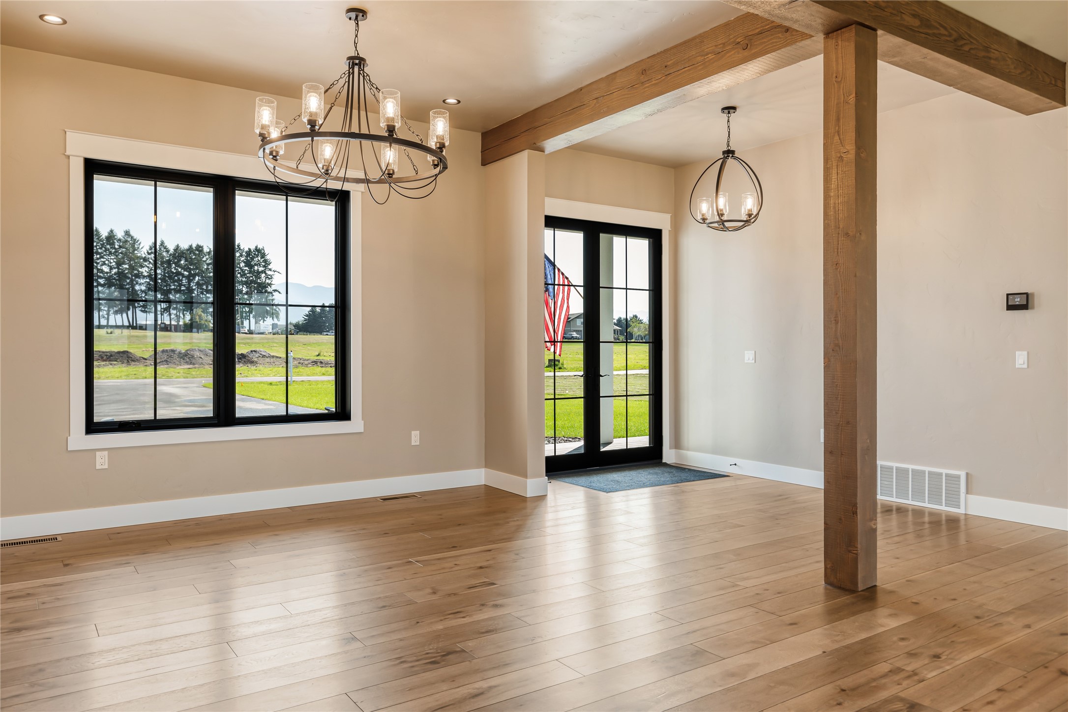 1052 Foxtail Drive Property Photo 8