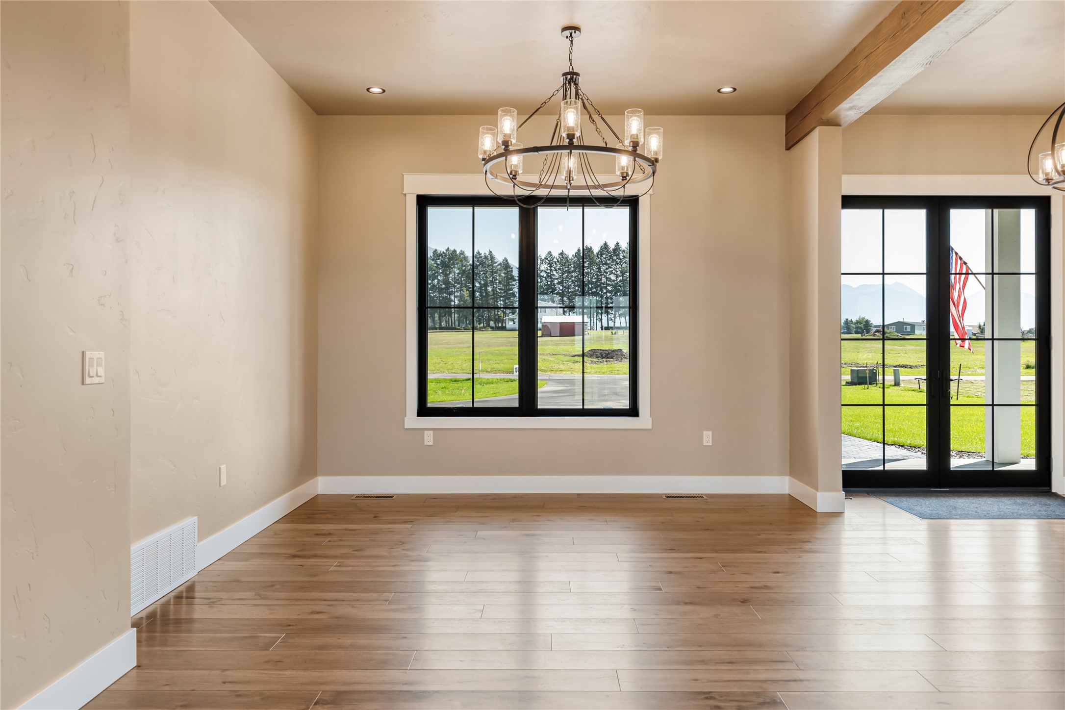 1052 Foxtail Drive Property Photo 12