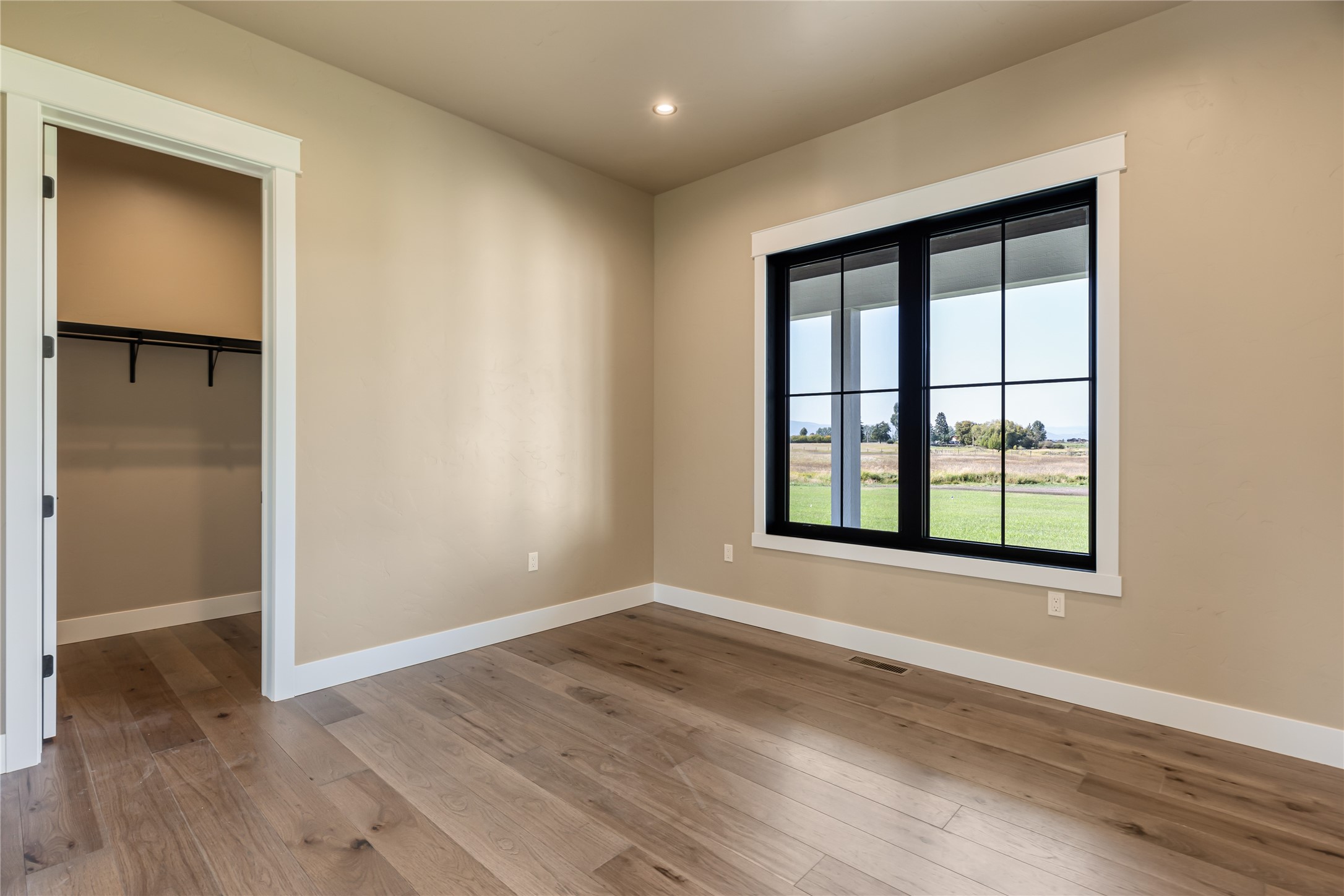 1052 Foxtail Drive Property Photo 40