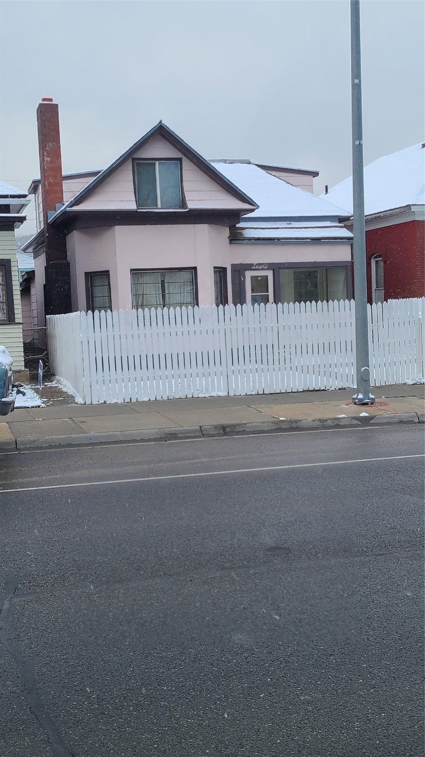 516 W Park Avenue W Property Photo