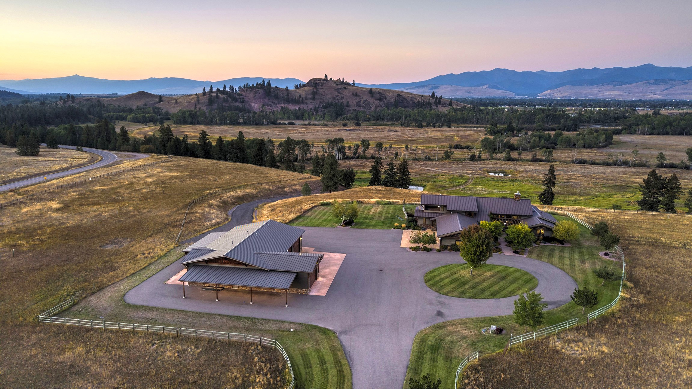 4474 Blue Mountain Road Property Photo 4