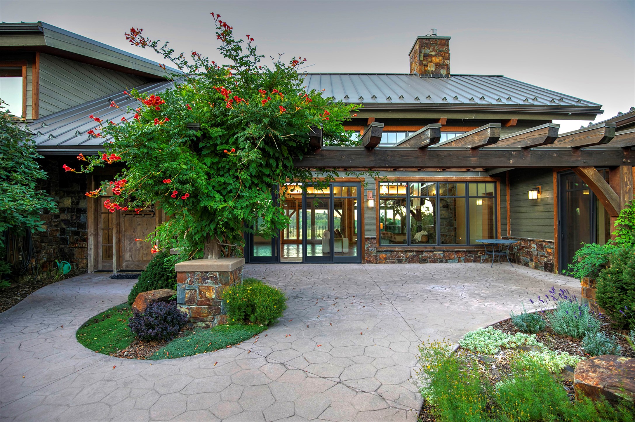 4474 Blue Mountain Road Property Photo 6