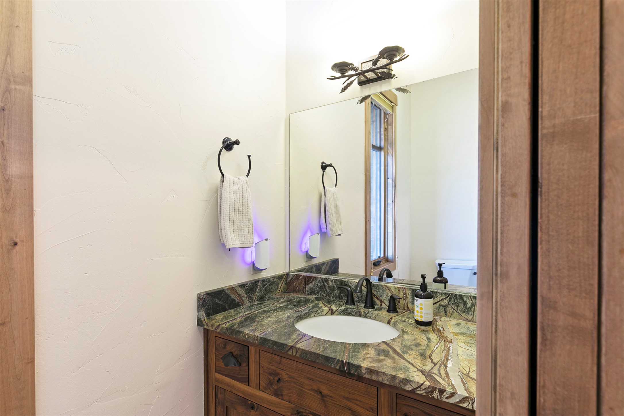 4474 Blue Mountain Road Property Photo 46