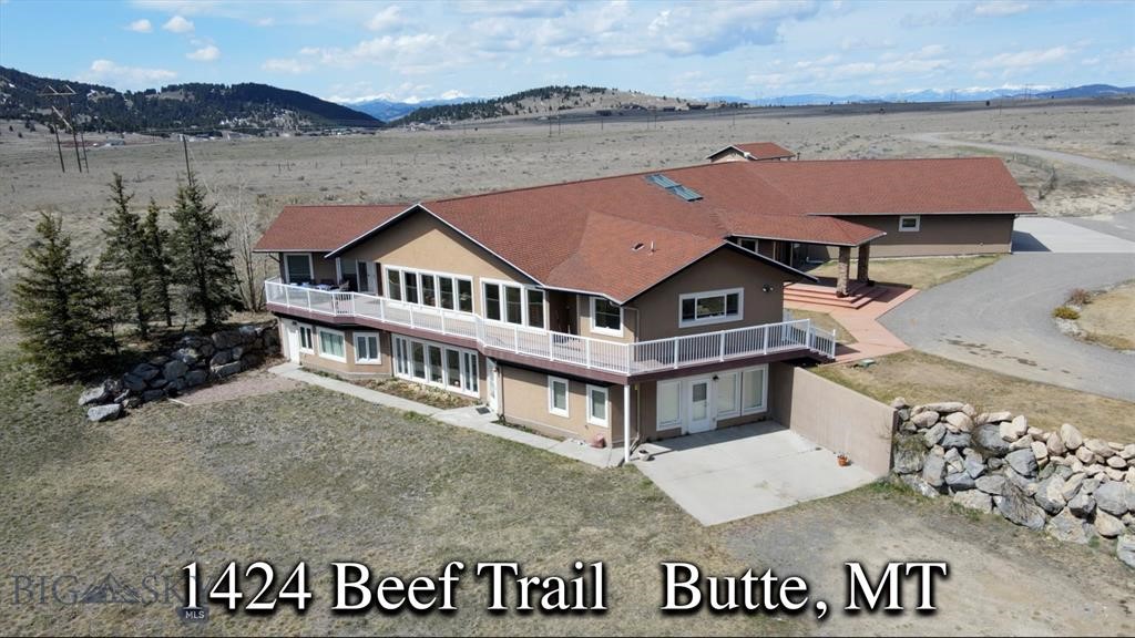 1424 Beef Trail Road Property Photo