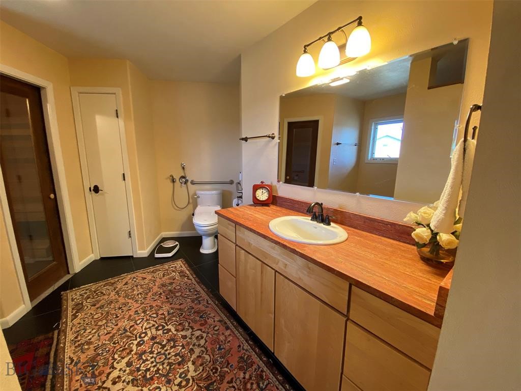 1424 Beef Trail Road Property Photo 17