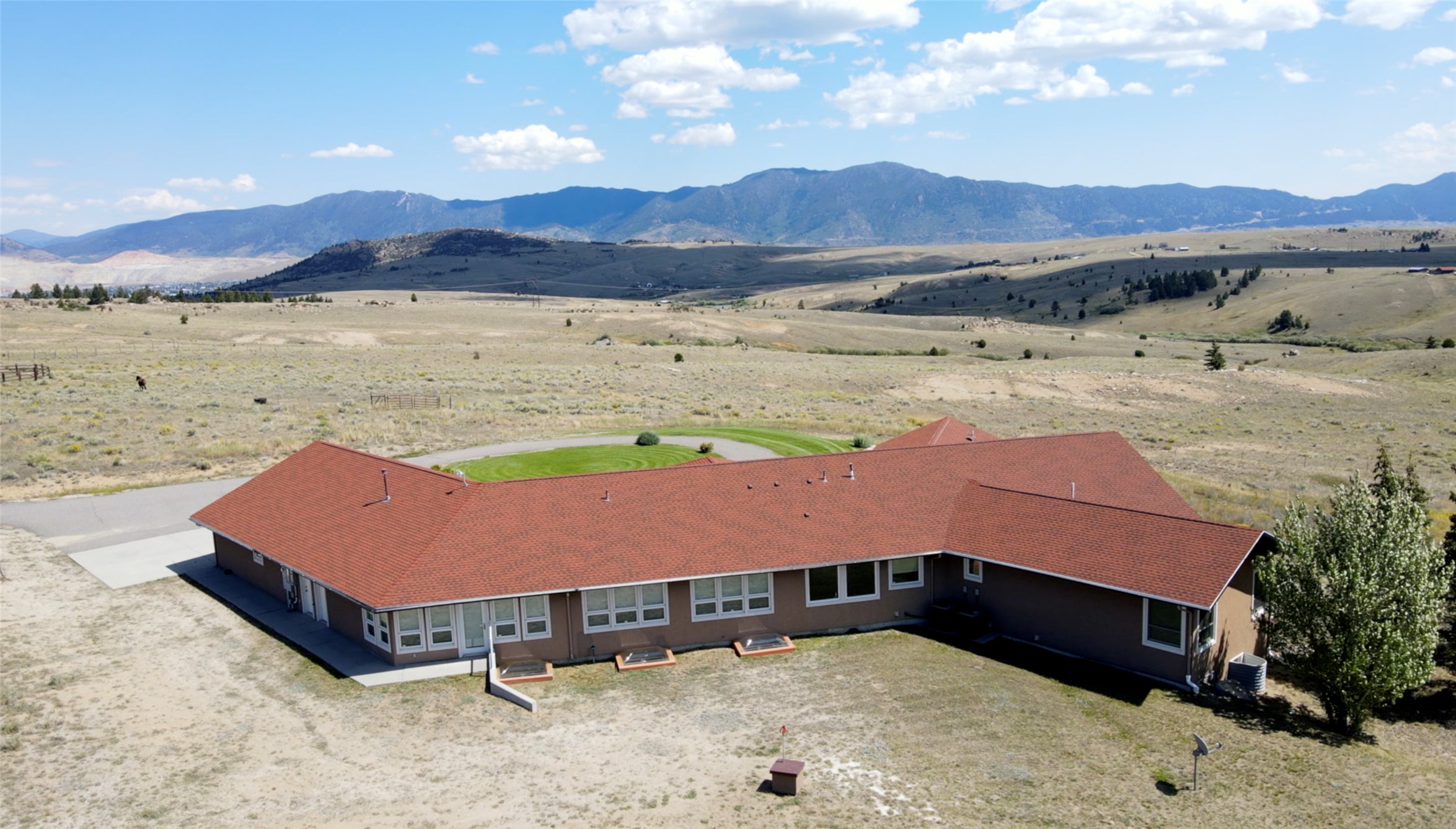 1424 Beef Trail Road Property Photo 66