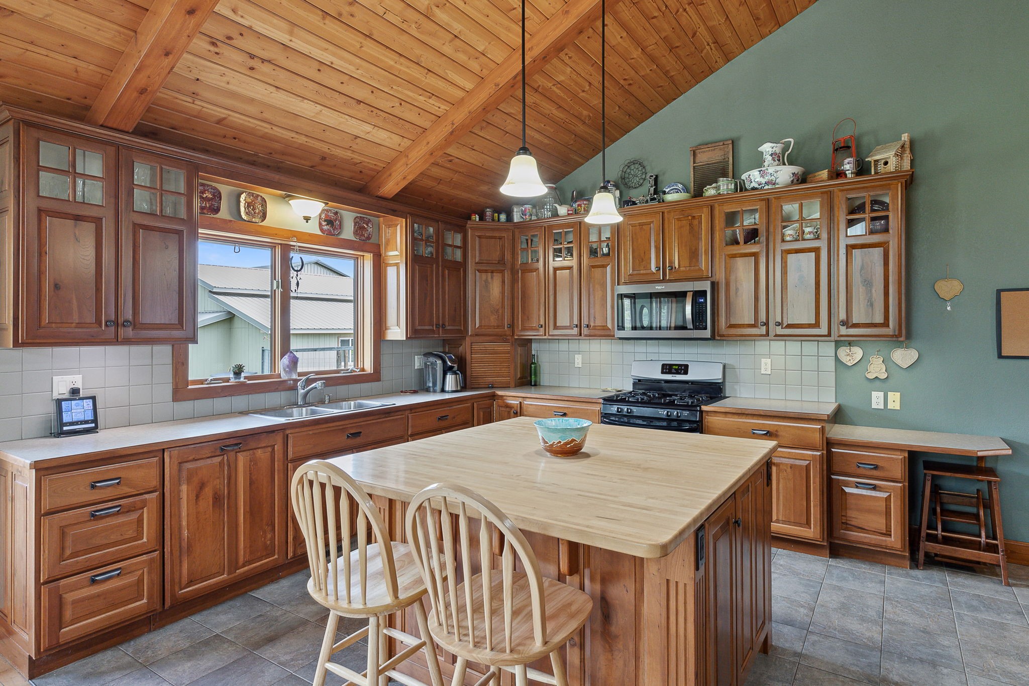 496 Cole Avenue Property Photo 21
