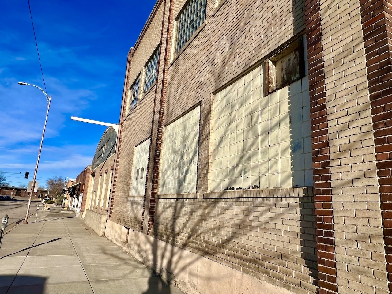 201 - 215 2nd Avenue S Property Photo 9