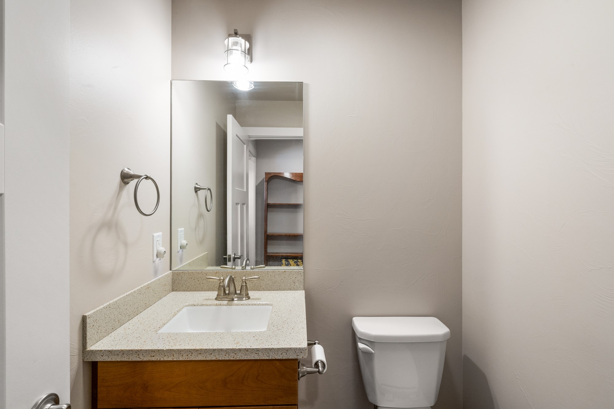 73 Springville Lane Property Photo 49