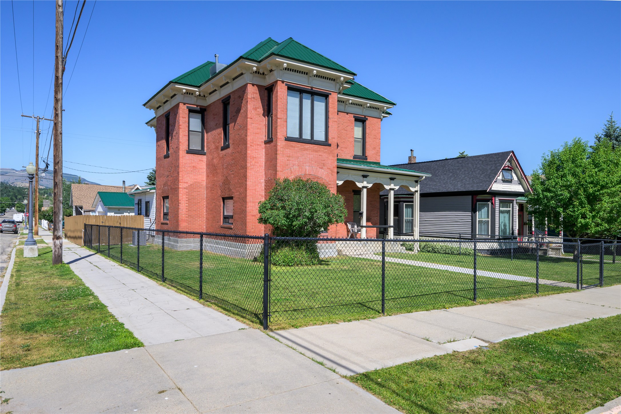 522 Hickory Street Property Photo